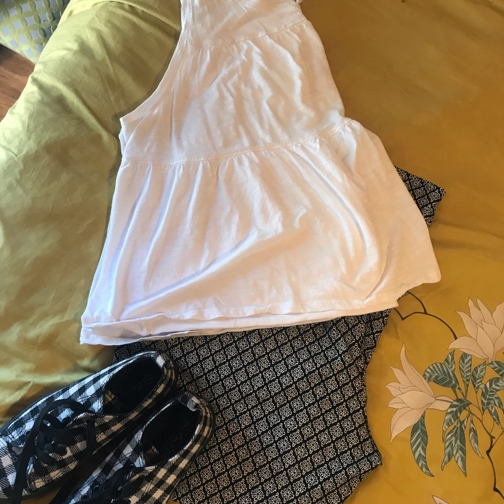 Old Navy Pixie pants
